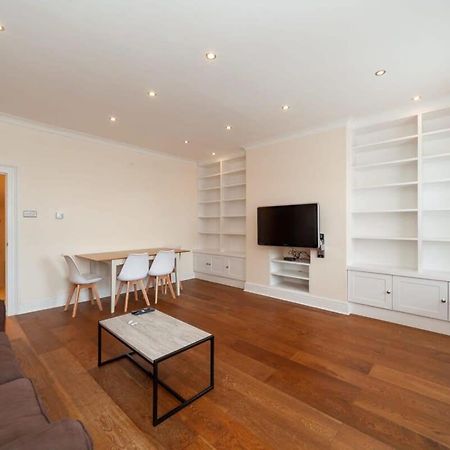 Spacious 2 Bedroom Maisonette In Stratford Londres Exterior foto