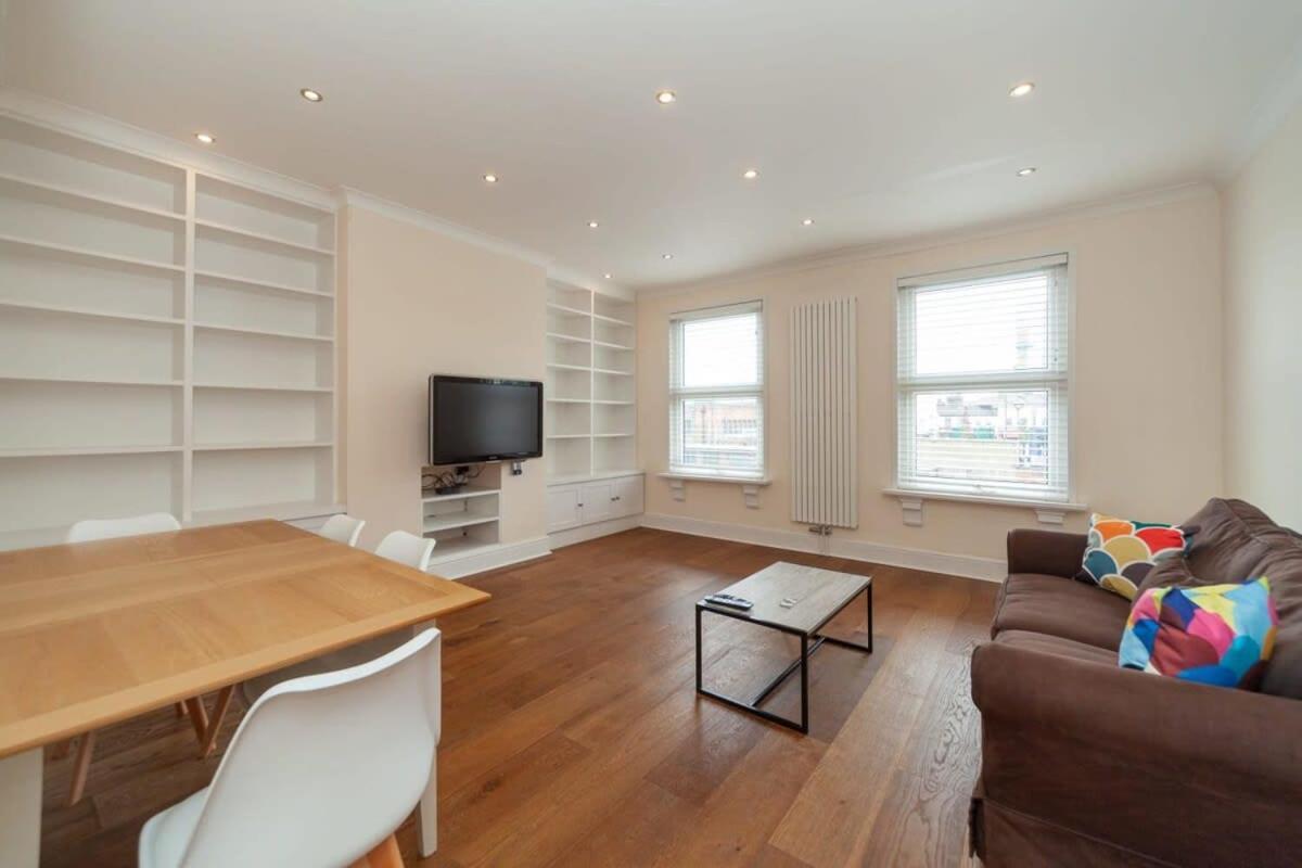 Spacious 2 Bedroom Maisonette In Stratford Londres Exterior foto