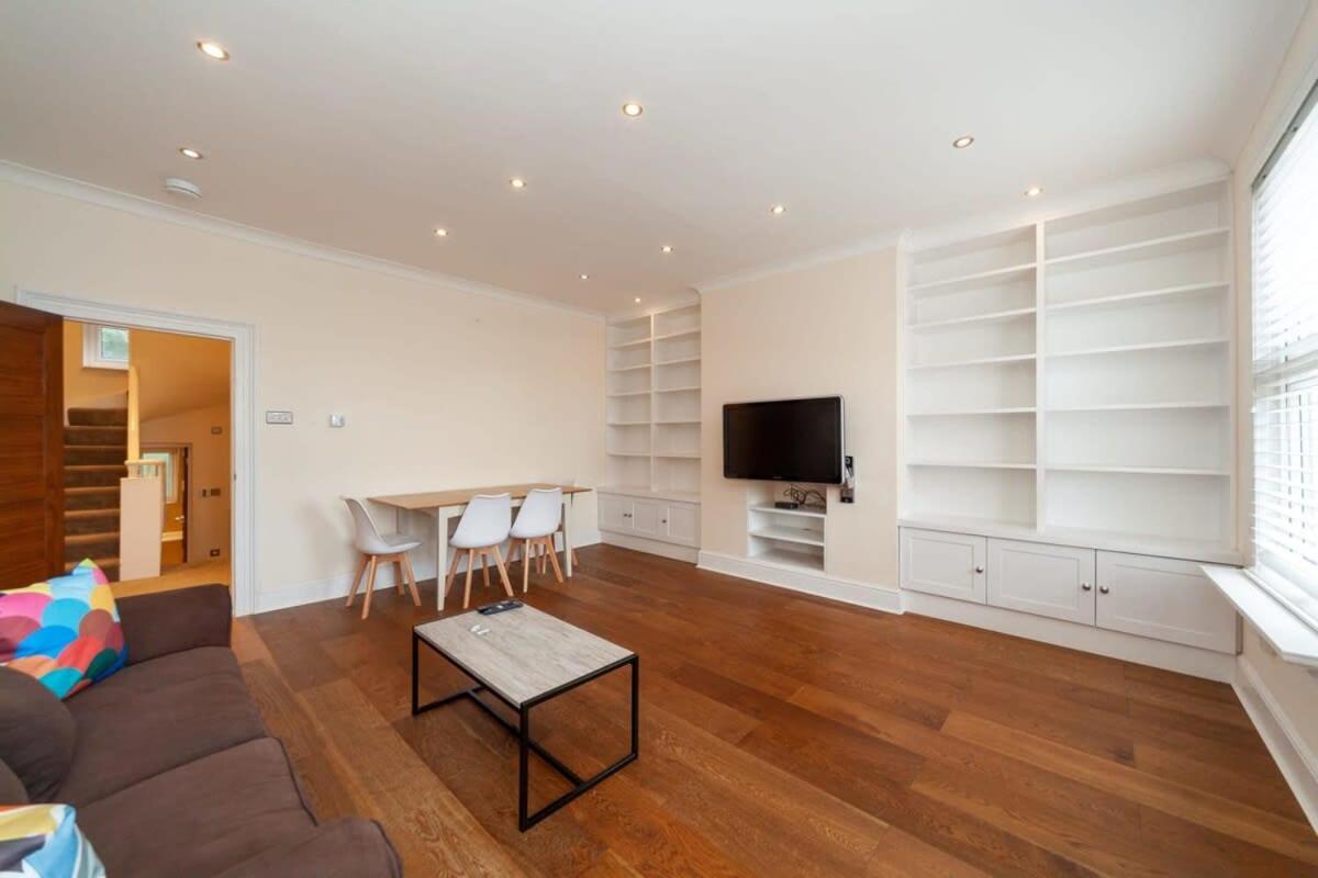 Spacious 2 Bedroom Maisonette In Stratford Londres Exterior foto