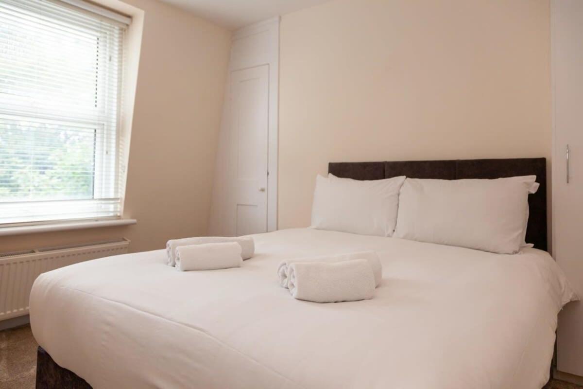 Spacious 2 Bedroom Maisonette In Stratford Londres Exterior foto
