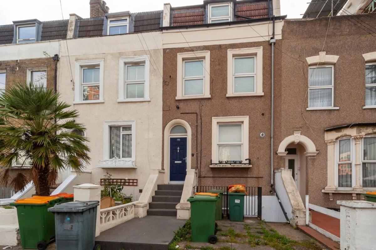 Spacious 2 Bedroom Maisonette In Stratford Londres Exterior foto